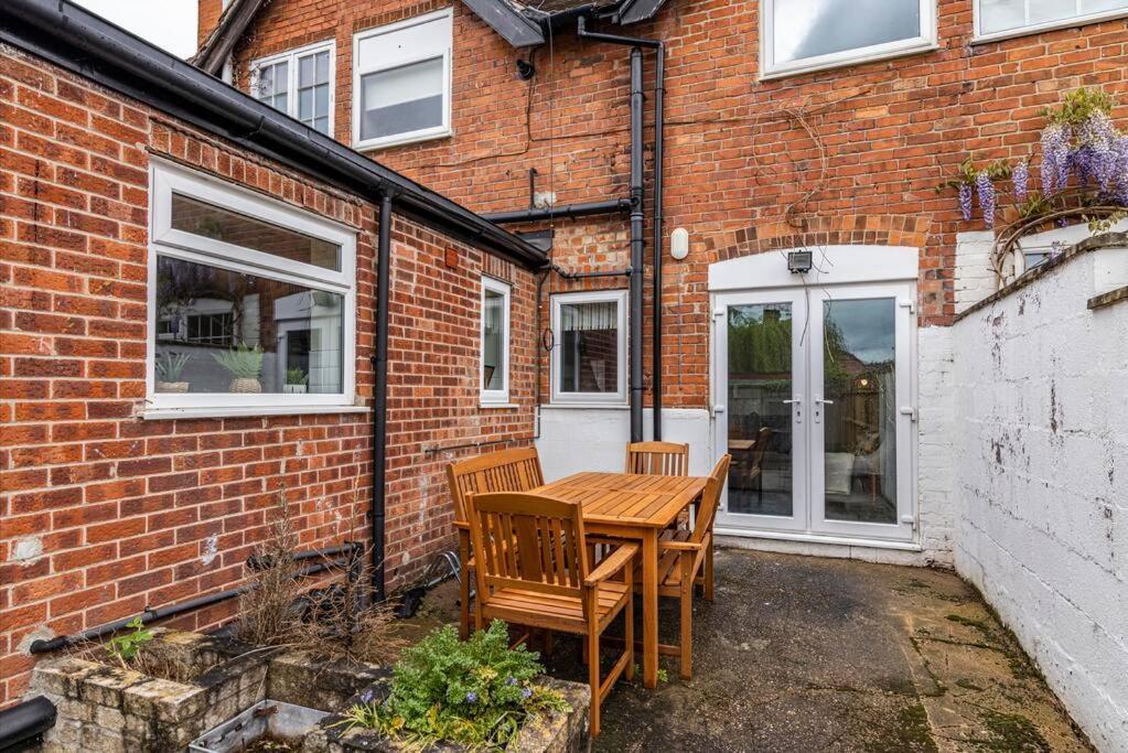 Dovecote House Beeston Private Parking 15Mins From Nottingham City Centre Close To Qmc Hospital Eksteriør bilde