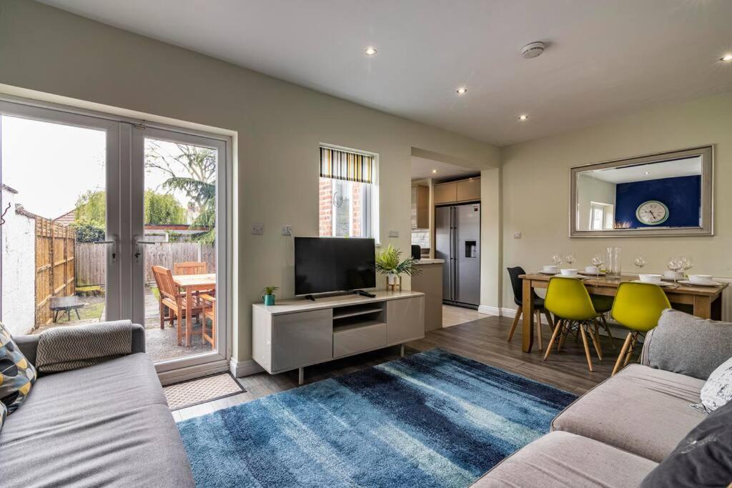 Dovecote House Beeston Private Parking 15Mins From Nottingham City Centre Close To Qmc Hospital Eksteriør bilde